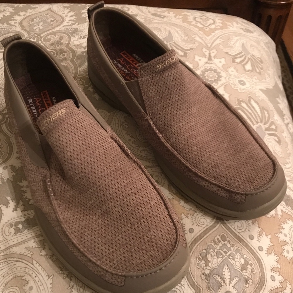 Skechers Relaxed Fit